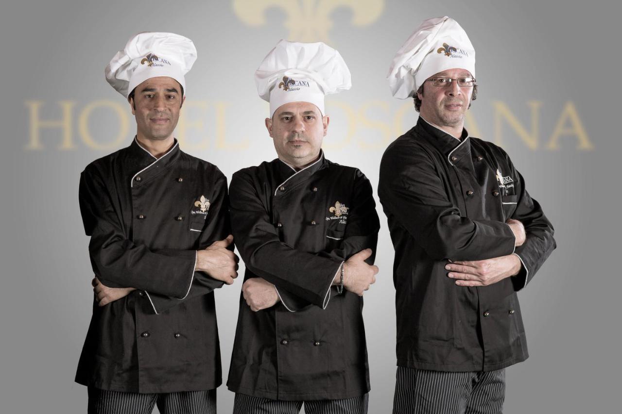 Hotel Ristorante Toscana Alassio Esterno foto