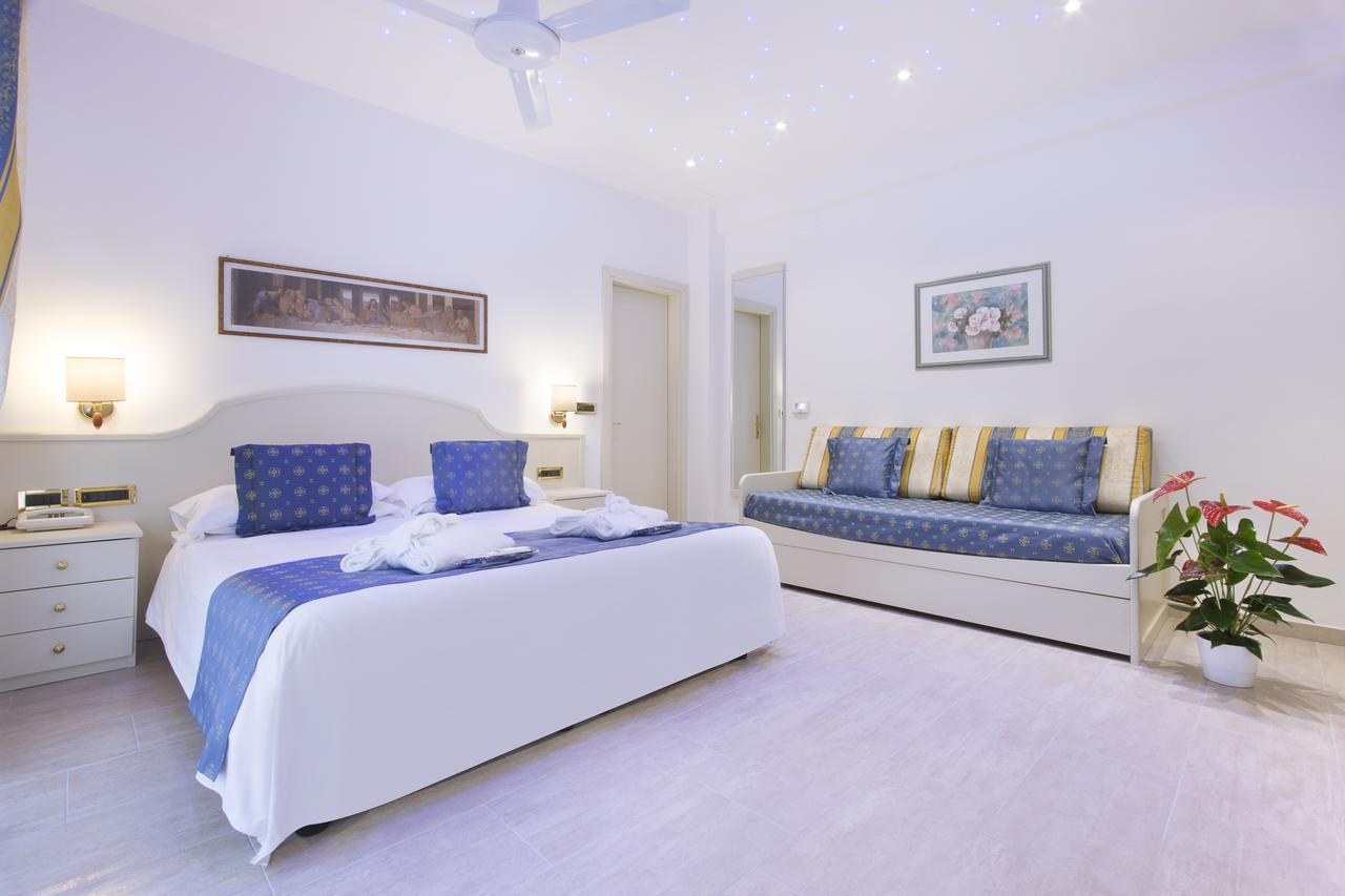 Hotel Ristorante Toscana Alassio Esterno foto